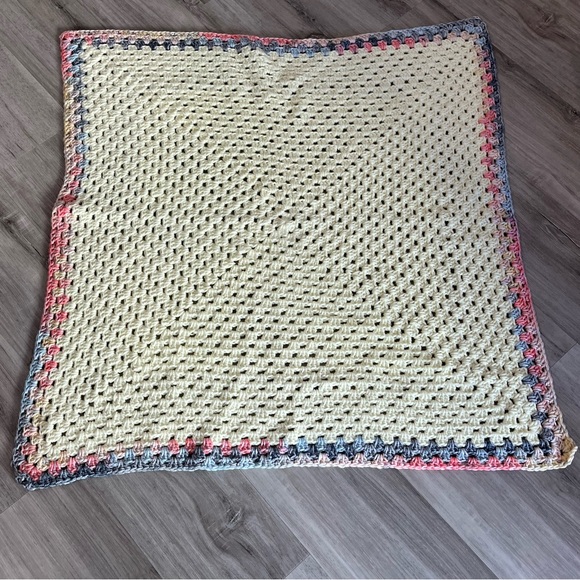 New Handmade Crochet Pastel Yellow Granny Square Blanket - Picture 3 of 14